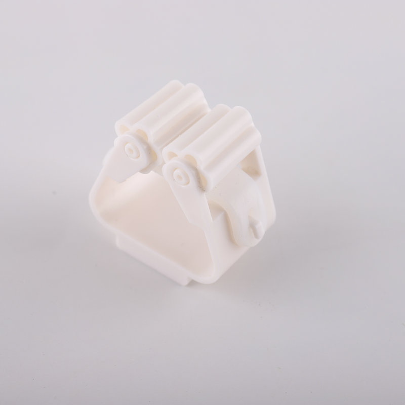 Crochets adhésifs multi-usages, support de rangement mural pour balai, crochet de cintre pour brosse à balai, crochets solides pour la cuisine et la salle de bains