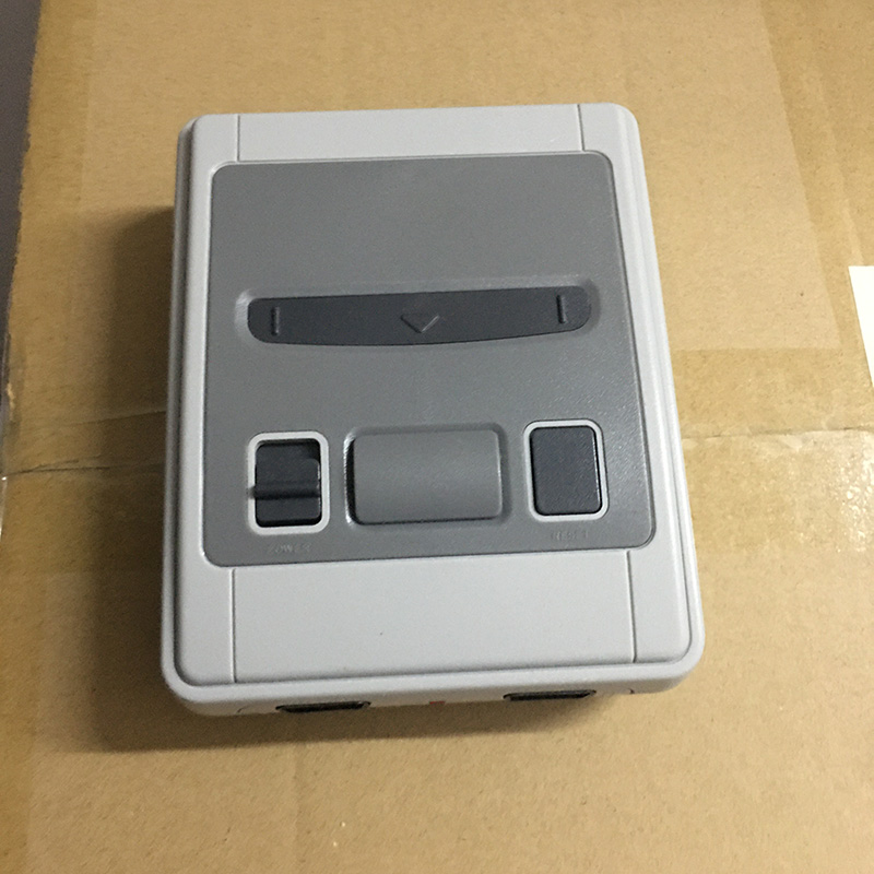 Mini Console de jeux vidéo rétro classique avec 620 jeux intégrés, 8 bits, sortie AV, avec gampad