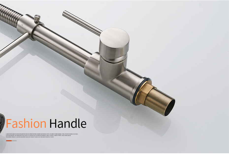 Robinets de cuisine à brosse en laiton