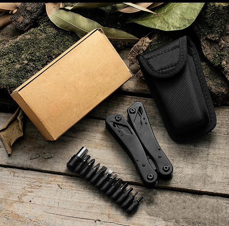 Pince à outils combinée en acier inoxydable, couteau Portable pliable multifonctionnel, coupe-fil, tournevis, matériel de Camping de plein air